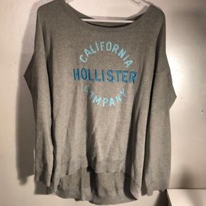 Long sleeved gray crew Hollister